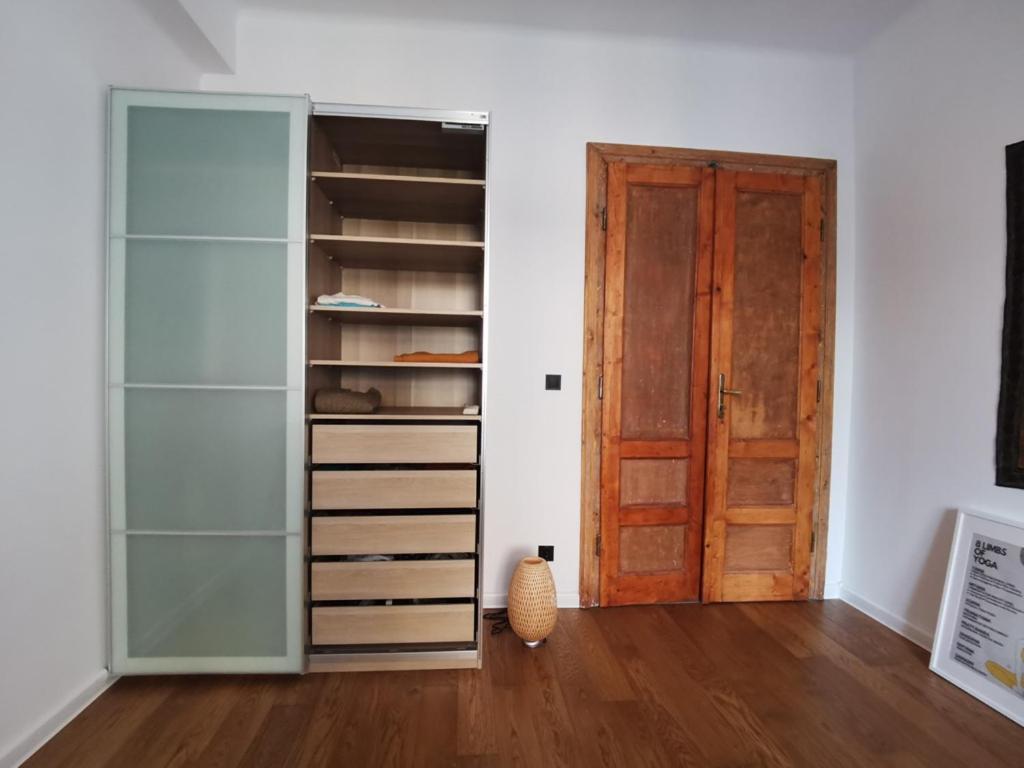קרקוב Designer Apartment 110M2 With King Size Beds & Equipped Kitchen מראה חיצוני תמונה